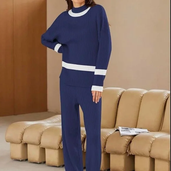 Sincerely Jules Navy and White Knit Sweater - Picture 1 of 6